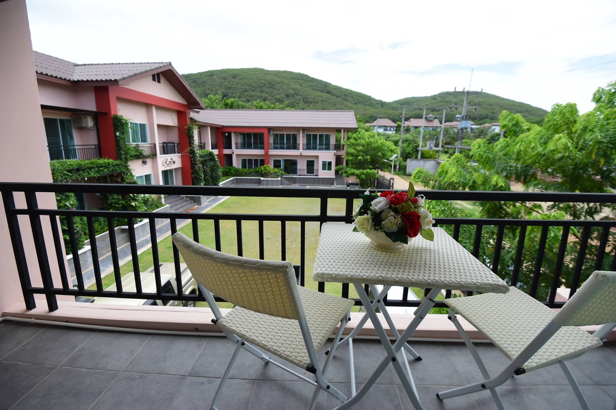 วิวระเบียง Rose Villa